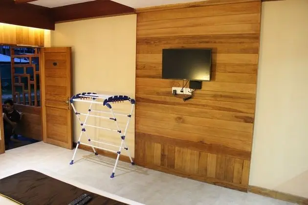 Executive Tek Büyük Yataklı Oda, 1 En Büyük (King) Boy Yatak, Balkon, Bahçe Manzaralı