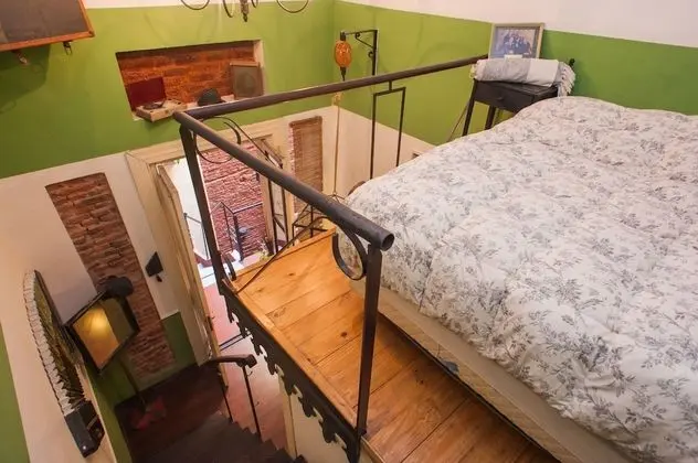 Design Tek Büyük Yataklı Oda, 1 Büyük (Queen) Boy Yatak, Ortak Banyo