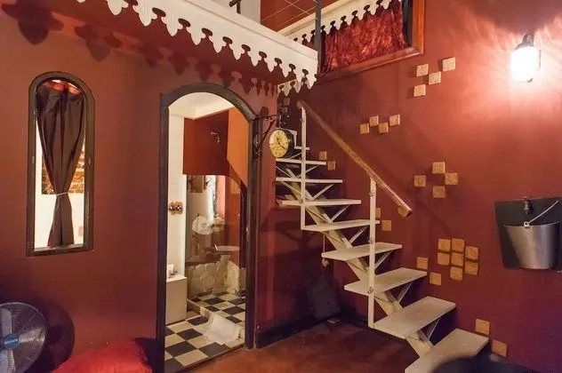 Design Tek Büyük Yataklı Oda, Özel Banyo