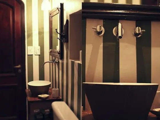 Design Tek Büyük Yataklı Oda, Özel Banyo