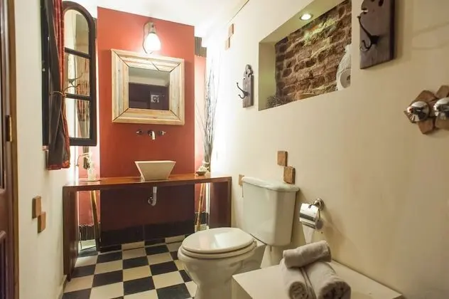 Design Tek Büyük Yataklı Oda, Özel Banyo