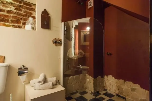 Design Tek Büyük Yataklı Oda, Özel Banyo