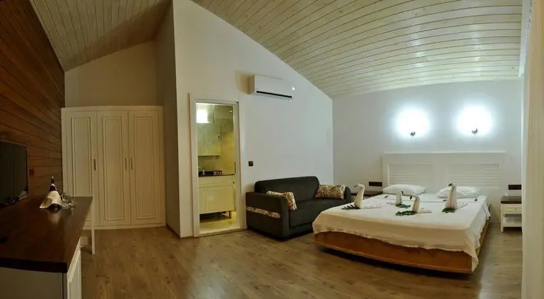 Deluxe Bungalow, Bahçe Manzaralı, Balkonlu