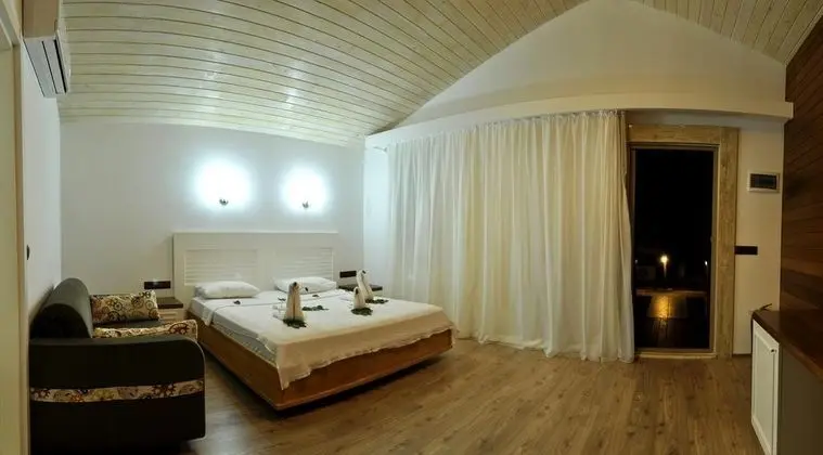 Deluxe Bungalow, Bahçe Manzaralı, Balkonlu