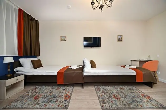 Family Oda, Şehir Manzaralı