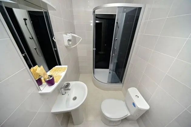 Standard Tek Büyük Yataklı Oda