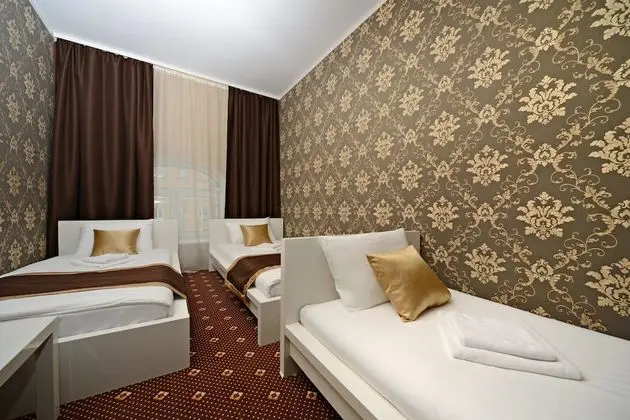 Economy Dört Kişilik Oda, Ortak Banyo
