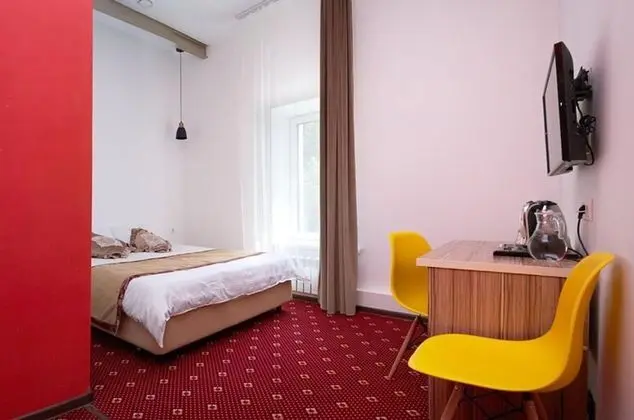 Standard Tek Büyük Yataklı Oda