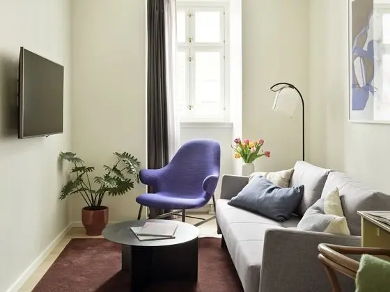 Superior One-Bedroom Apartment