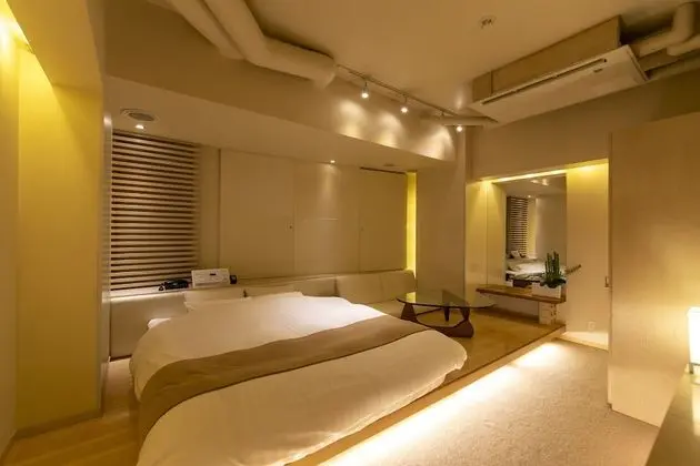 Deluxe Tek Büyük Yataklı Oda, Sigara İçilebilir