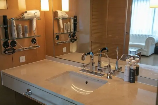Deluxe Tek Büyük Yataklı Oda, Sigara İçilebilir