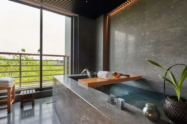 Luxury Tek Büyük Yataklı Oda