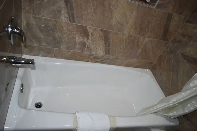 Standard Oda, 1 En Büyük (King) Boy Yatak, Sigara İçilebilir