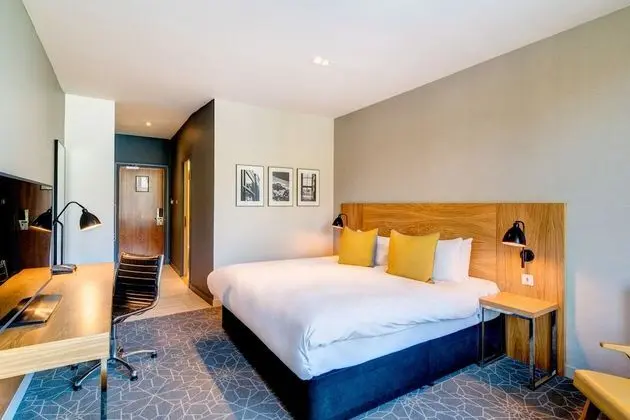 Deluxe Tek Büyük Yataklı Oda, Balkon