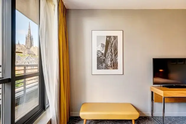 Deluxe Tek Büyük Yataklı Oda, Balkon