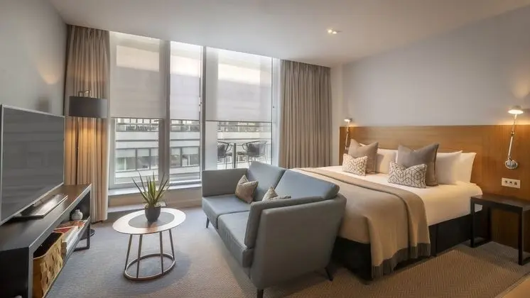 Superior King Room