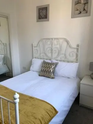 Apart Daire, 2 Büyük (Queen) Boy Yatak