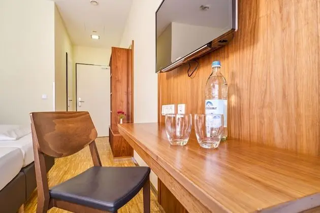 Üç Kişilik Oda, 1 Yatak Odası, Sigara İçilmez