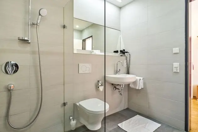 Üç Kişilik Oda, 1 Yatak Odası, Sigara İçilmez