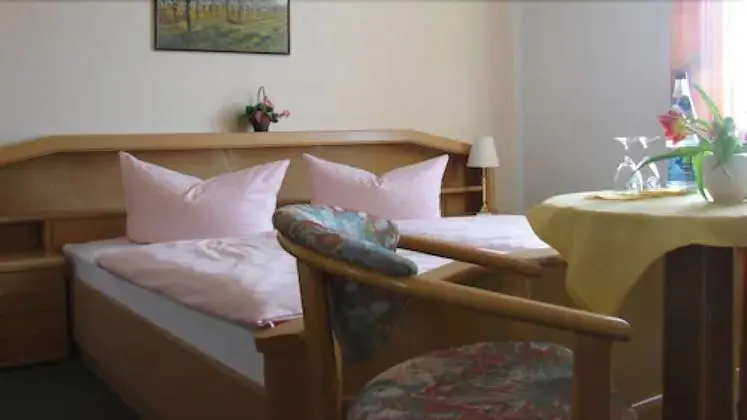 Büyük Yataklı Tek Kişilik Oda, 1 Çift Kişilik Yatak, Sigara İçilmez