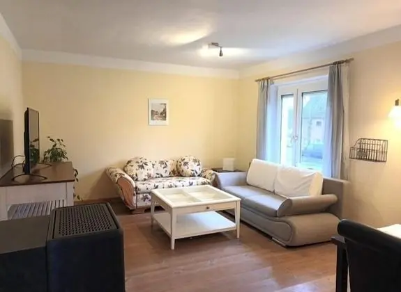 Ev, Özel Banyo, Bahçe Manzaralı