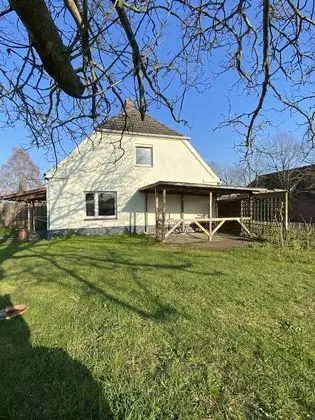 Ev, Özel Banyo, Bahçe Manzaralı