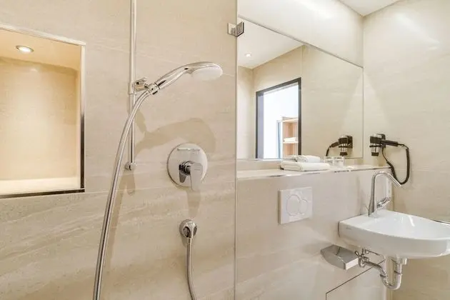 Tek Büyük Yataklı Oda, 1 Yatak Odası, Sigara İçilmez