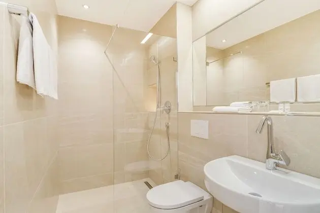 Tek Büyük Yataklı Oda, 1 Yatak Odası, Sigara İçilmez