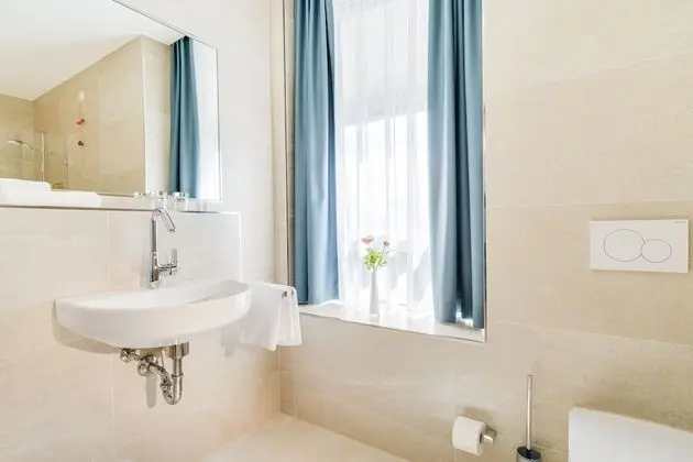 Üç Kişilik Oda, 1 Yatak Odası, Sigara İçilmez