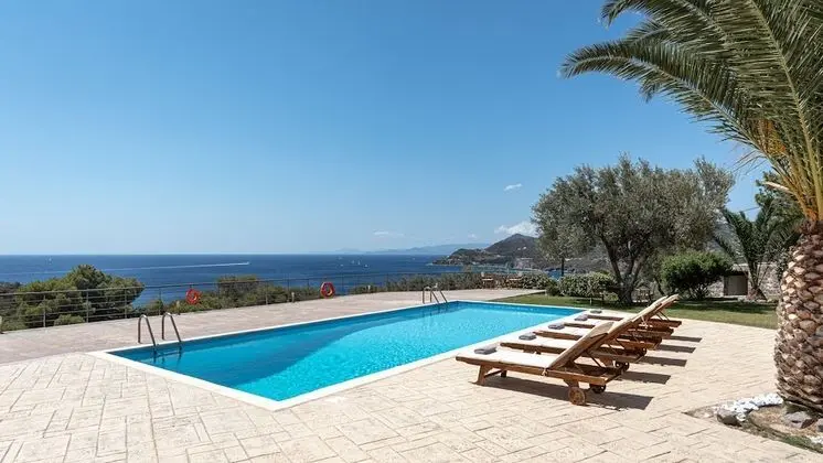 Grand Villa