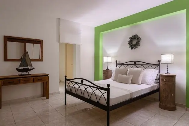 Grand Villa