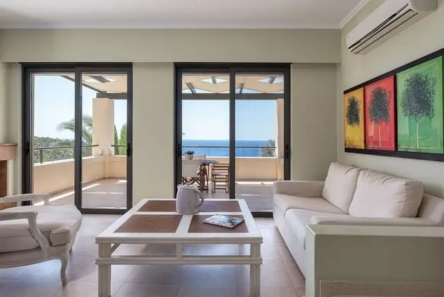 Grand Villa