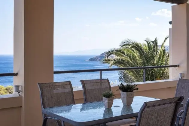 Grand Villa