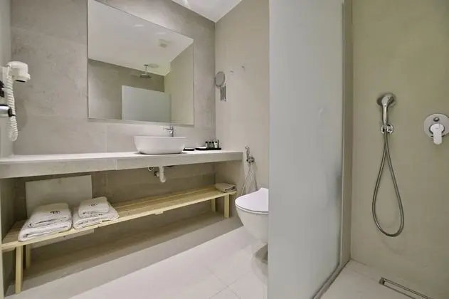 Tek Büyük Yataklı Oda, Bahçe Manzaralı