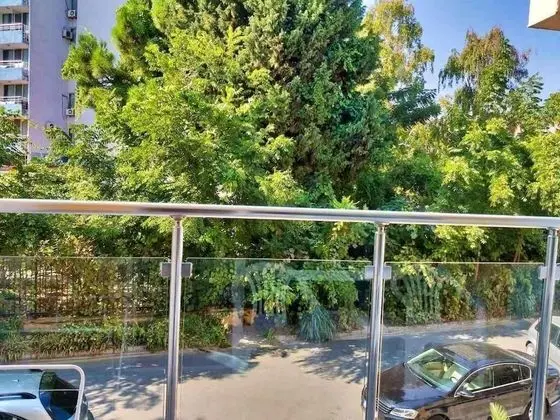 Standard Tek Büyük veya İki Ayrı Yataklı Oda, Balkon, Park Manzaralı