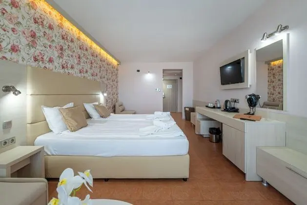 Standard Tek Büyük Yataklı Oda, Balkon, Deniz Manzaralı