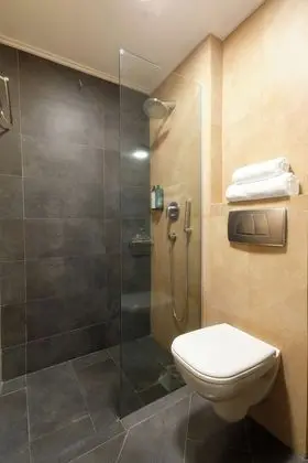 Standard Oda, Bahçe Manzaralı
