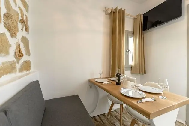 Deluxe Apart Daire, 2 Yatak Odası, Sıcak Su Havuzu, Kısmi Deniz Manzaralı