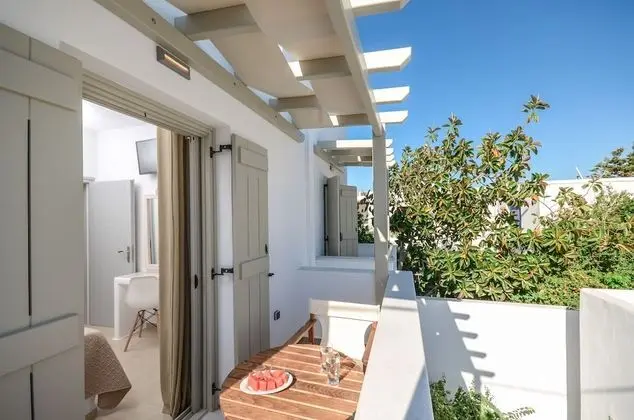 Deluxe Apart Daire, 2 Yatak Odası, Sıcak Su Havuzu, Kısmi Deniz Manzaralı