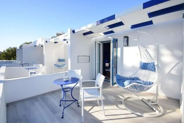 Studio Apartment with Sea View