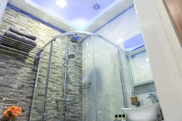 Deluxe Apart Daire, Banyolu/Duşlu (Deluxe Apartment Suite)