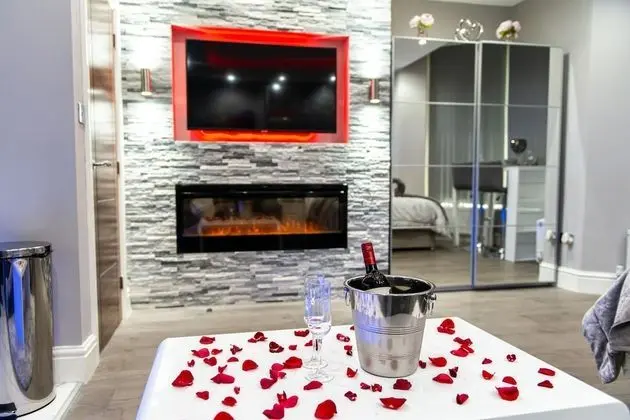 Deluxe Apart Daire, Banyolu/Duşlu (Deluxe Apartment Suite)