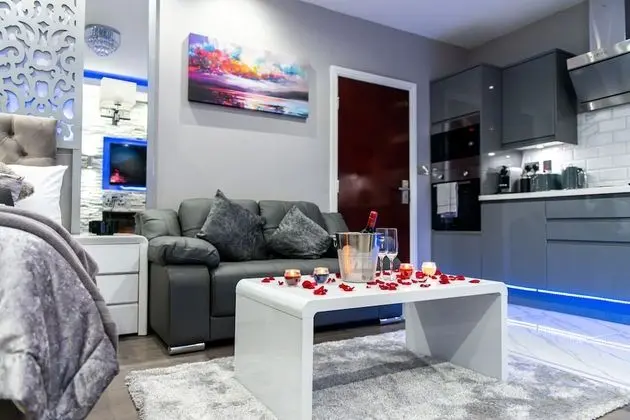 Deluxe Apart Daire, Banyolu/Duşlu (Deluxe Apartment Suite)
