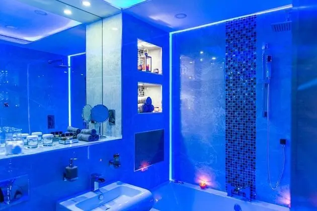 Royal Apart Daire, Sıcak Su Havuzu (The Royal Spa Suite)