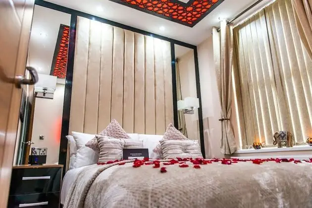 Royal Apart Daire, Sıcak Su Havuzu (The Royal Spa Suite)