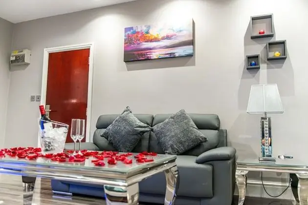 Royal Apart Daire, Sıcak Su Havuzu (The Royal Spa Suite)