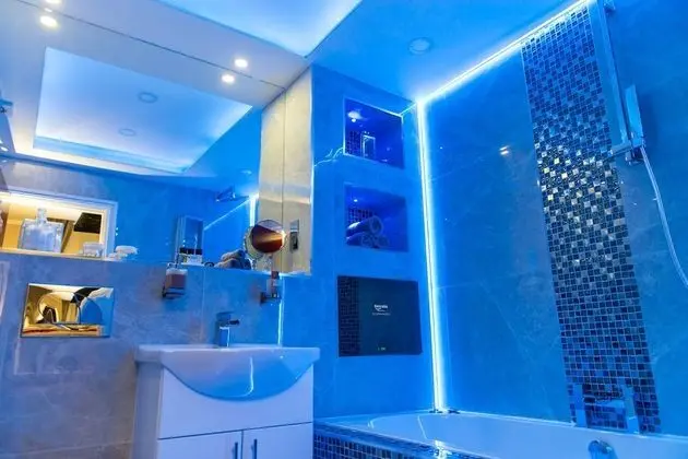 Superior Apart Daire, Sıcak Su Havuzu (The Love Nest Suite)