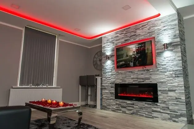 Superior Apart Daire, Sıcak Su Havuzu (The Love Nest Suite)