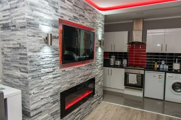 Superior Apart Daire, Sıcak Su Havuzu (The Love Nest Suite)