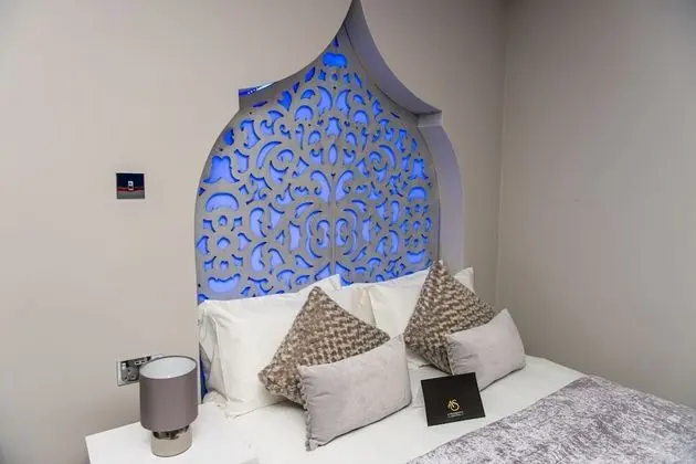 Deluxe Apart Daire, Banyolu/Duşlu (First Floor Back Flat)